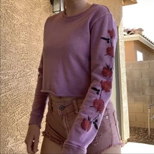 Full Tilt Pink Rose Long Sleeved Cropped Sweatshirt Size XS